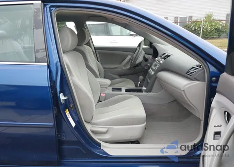 2007 Toyota Camry Le z USA, uszkodzony, nr VIN JTNBE46K973067694